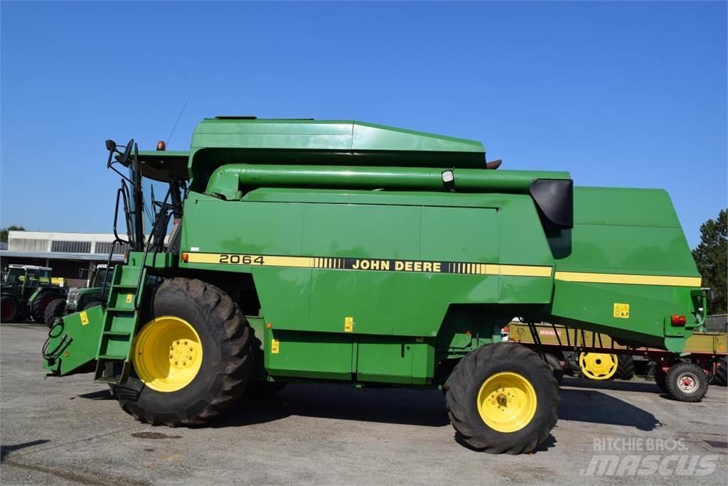 John Deere 2064 Sklízecí mlátičky