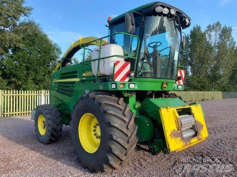 John Deere 7400 Samojízdné sekačky