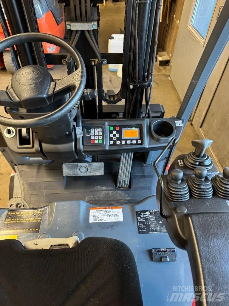 Toyota truck 8FBE15T Akumulátorové vozíky