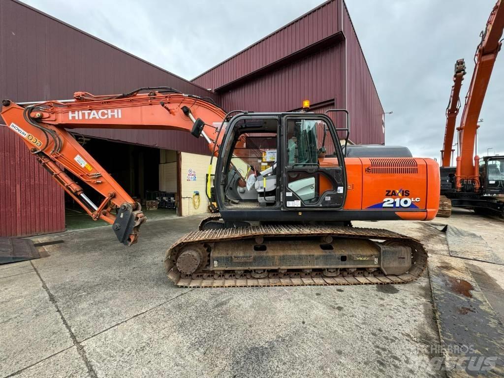 Hitachi ZX 210 LC-6 Pásová rýpadla