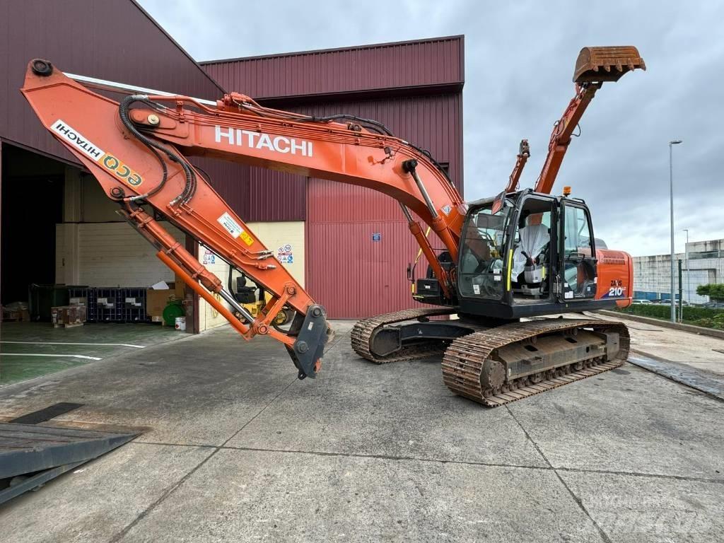 Hitachi ZX 210 LC-6 Pásová rýpadla