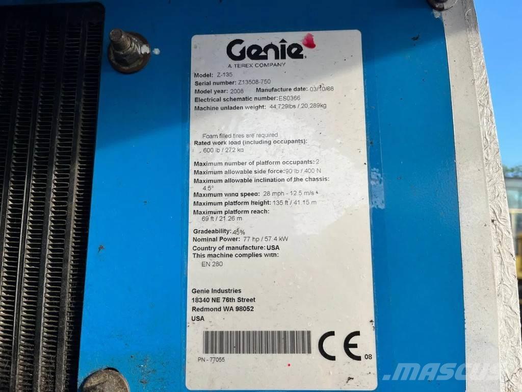 Genie Z-135 Kloubové plošiny