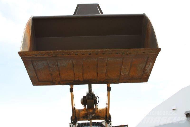 Liebherr L 576 Kolové nakladače