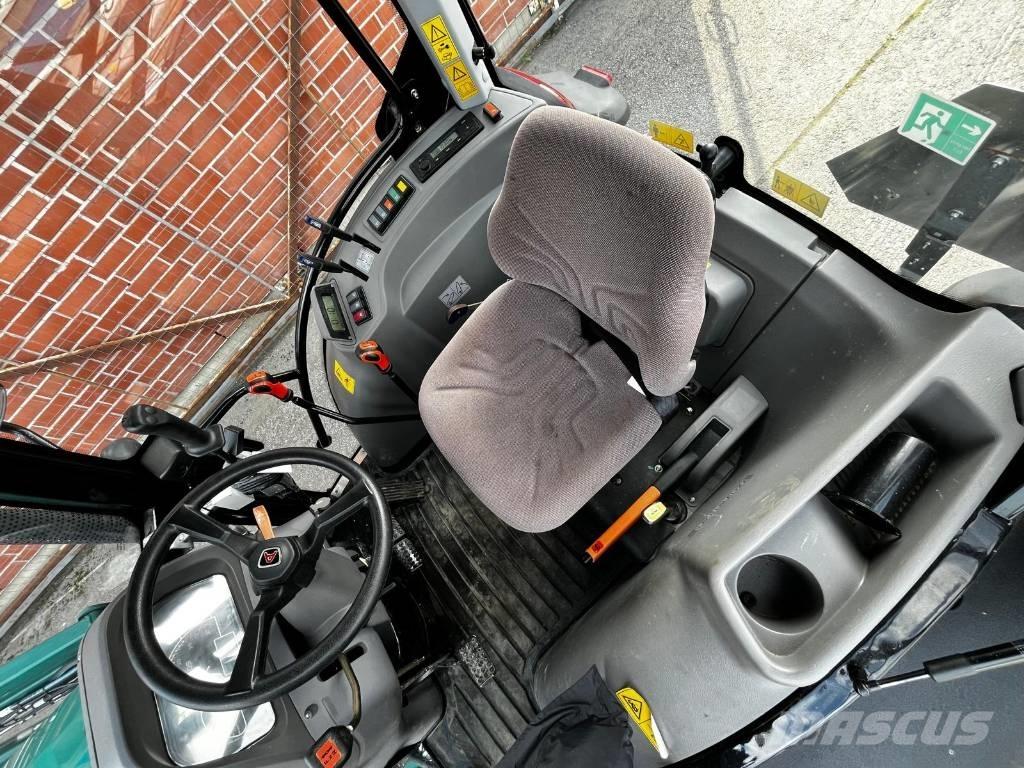 Arbos 3075 Kompaktní traktory