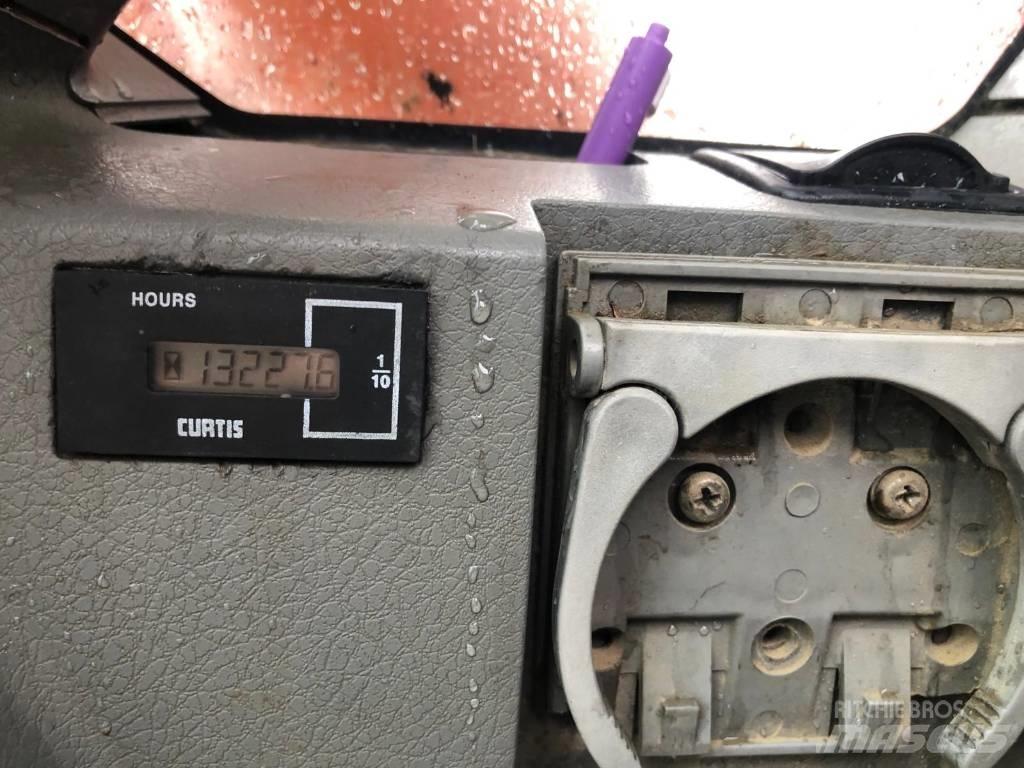 Doosan DX 340 LC Pásová rýpadla