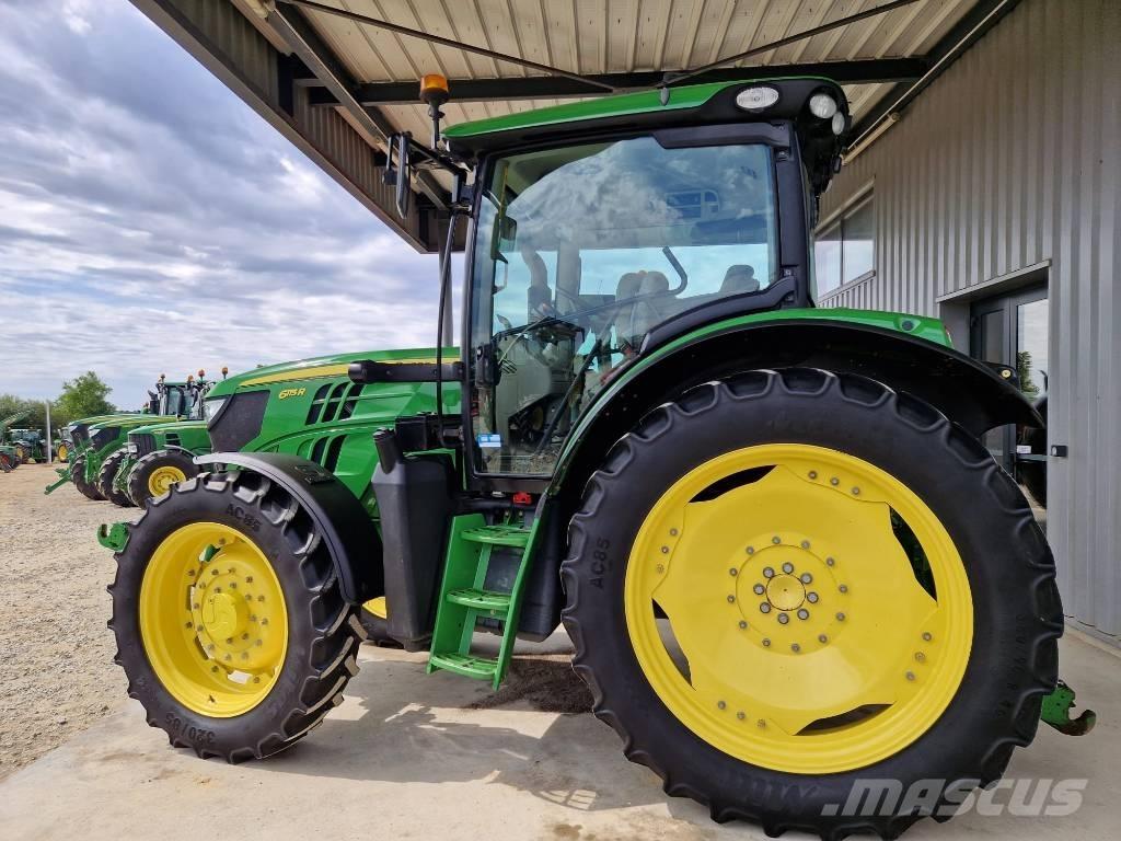 John Deere 6115 R Traktory