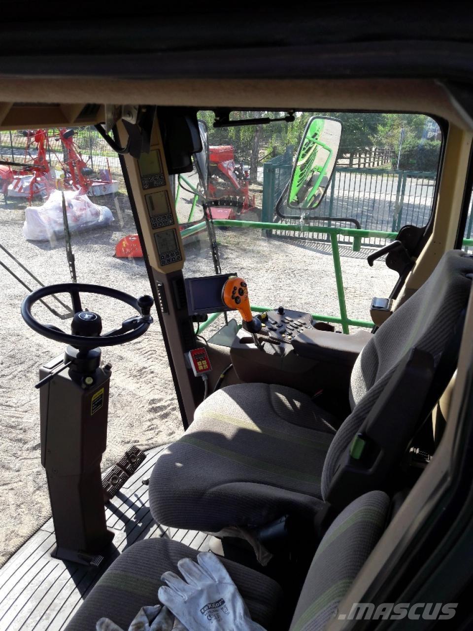 John Deere 7350 Samojízdné sekačky