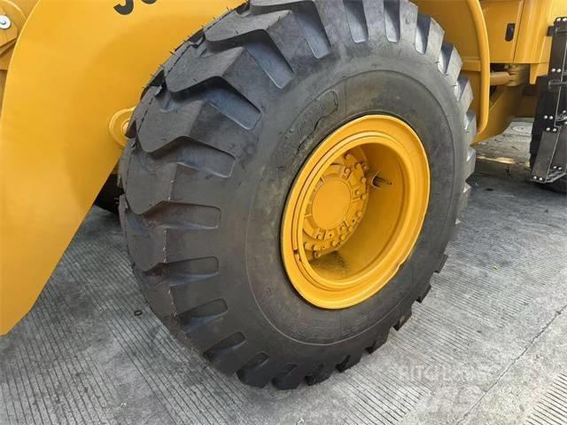 CAT 966 H Kolové nakladače