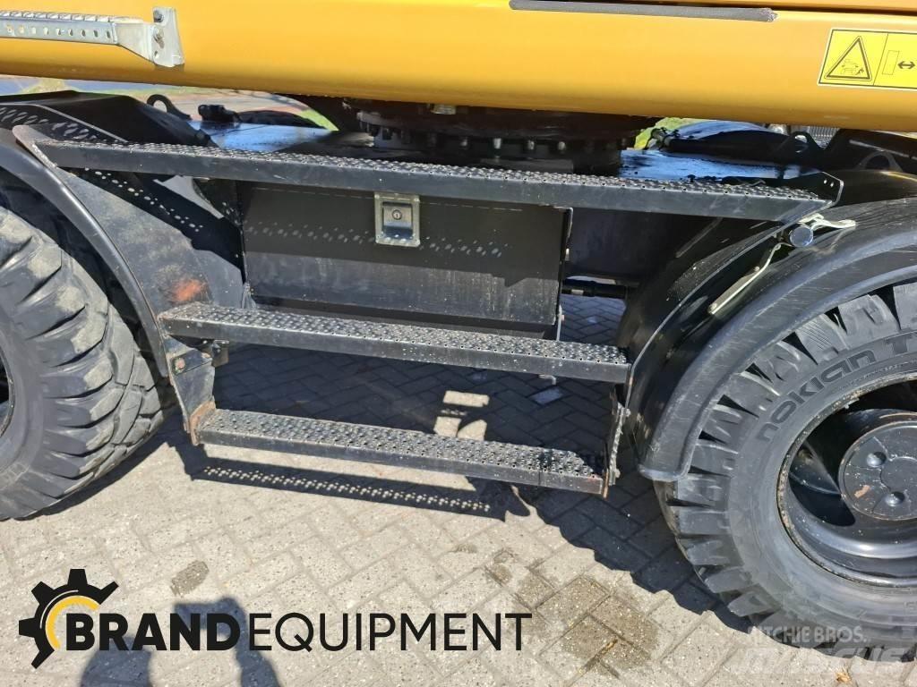 CAT M315F Speciální bagry