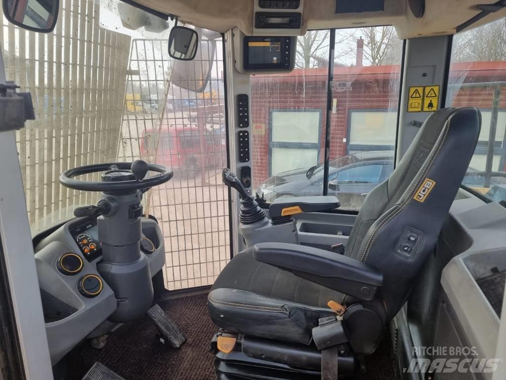 JCB 427 Kolové nakladače