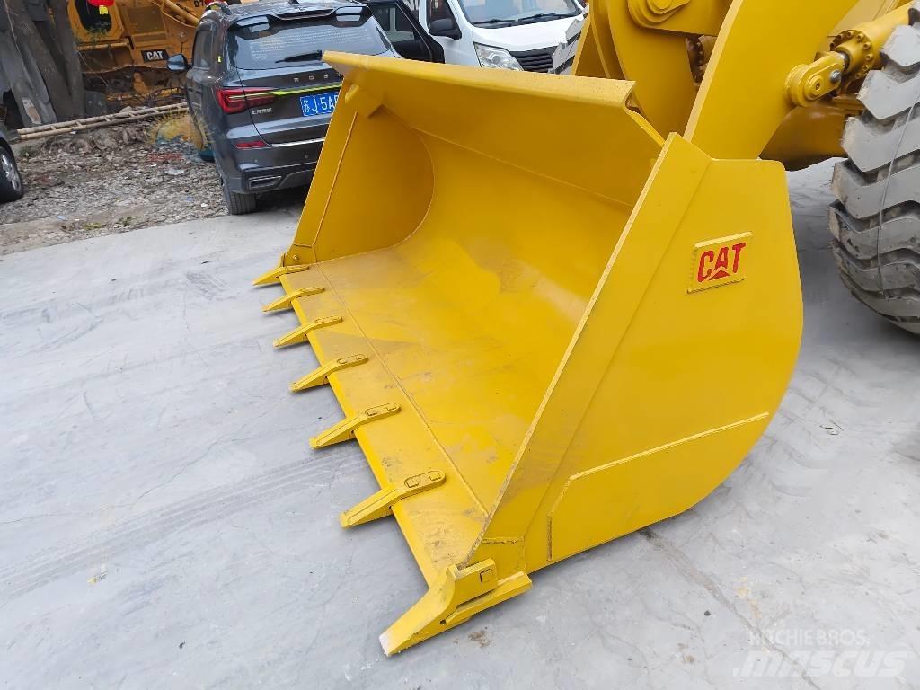 CAT 950 H Kolové nakladače