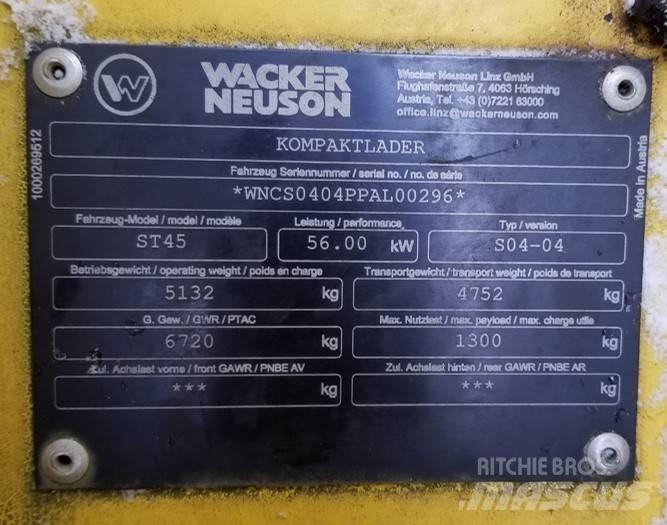 Wacker Neuson ST45 Pásové nakladače