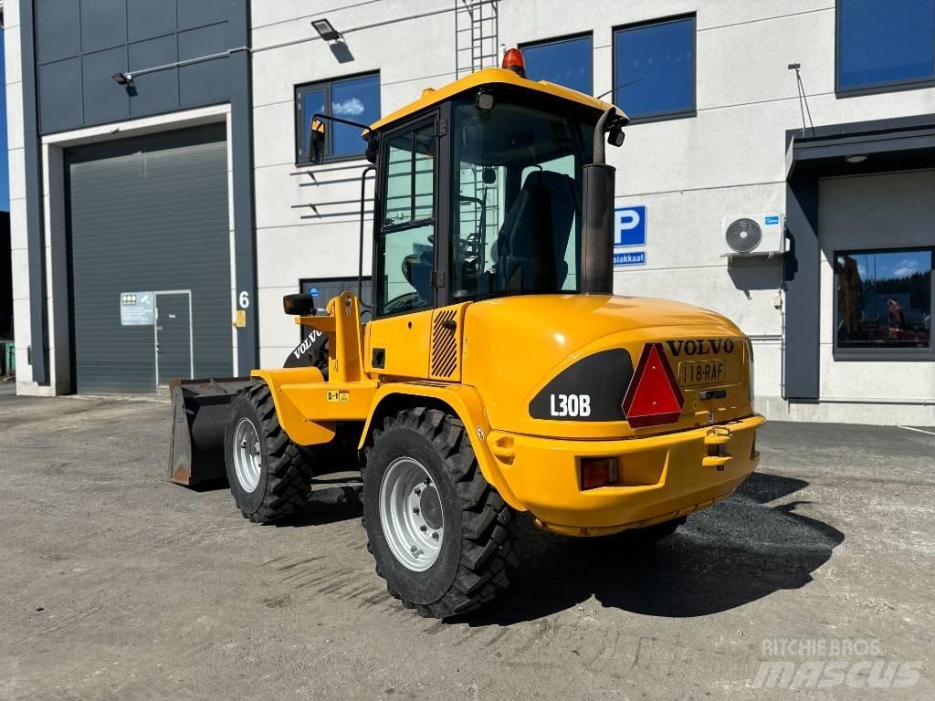 Volvo L 30 B Kolové nakladače