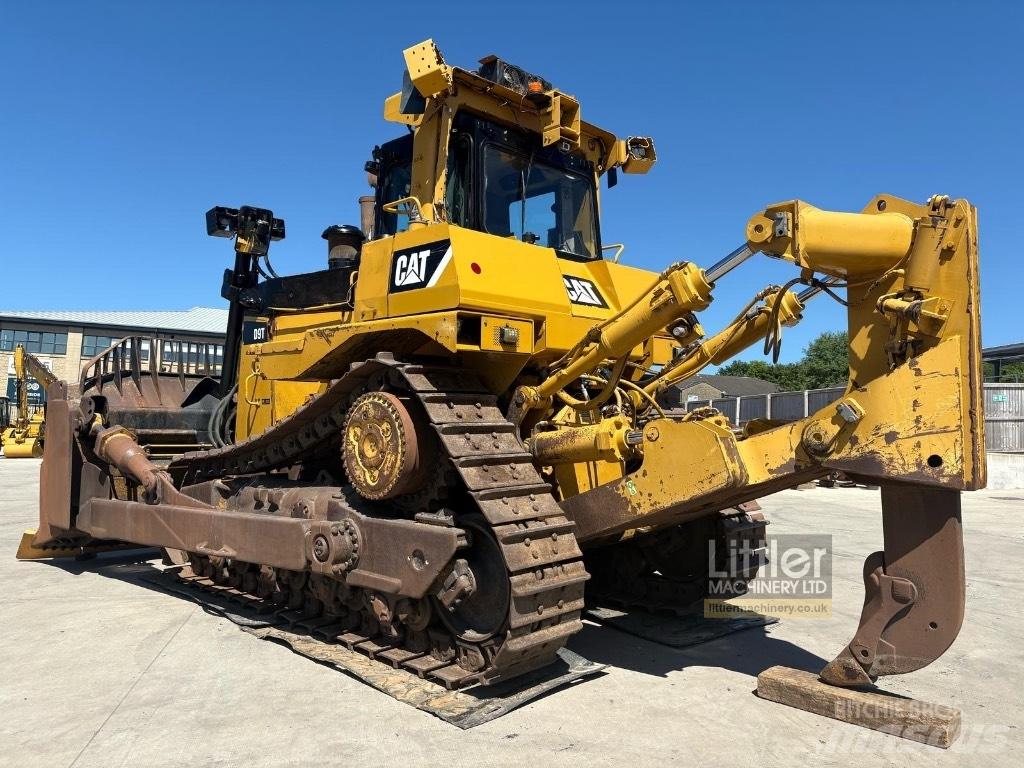 CAT D 9 T Pásové dozery