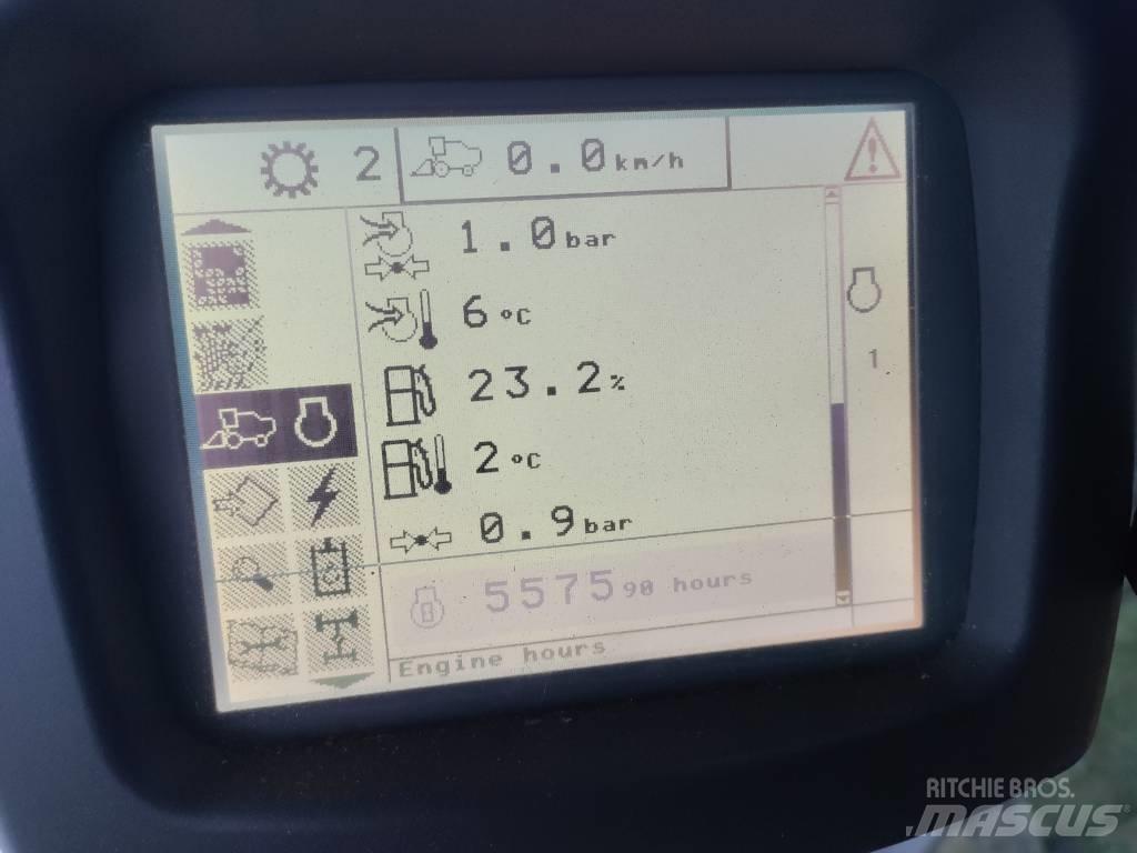 New Holland CX 860 Sklízecí mlátičky