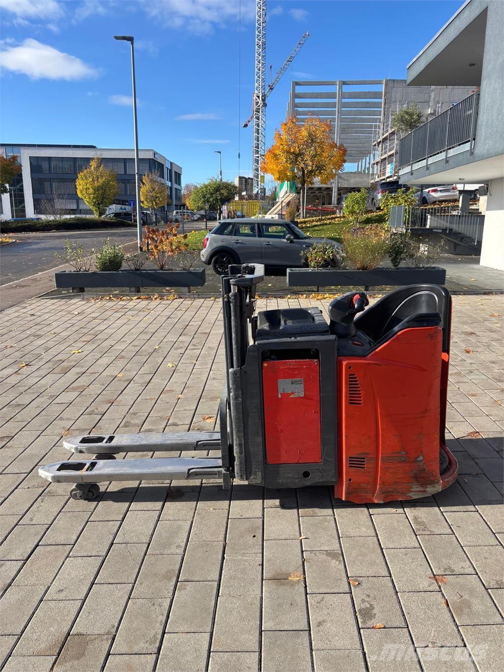 Linde L12 LHP SP Samohybné vozíky