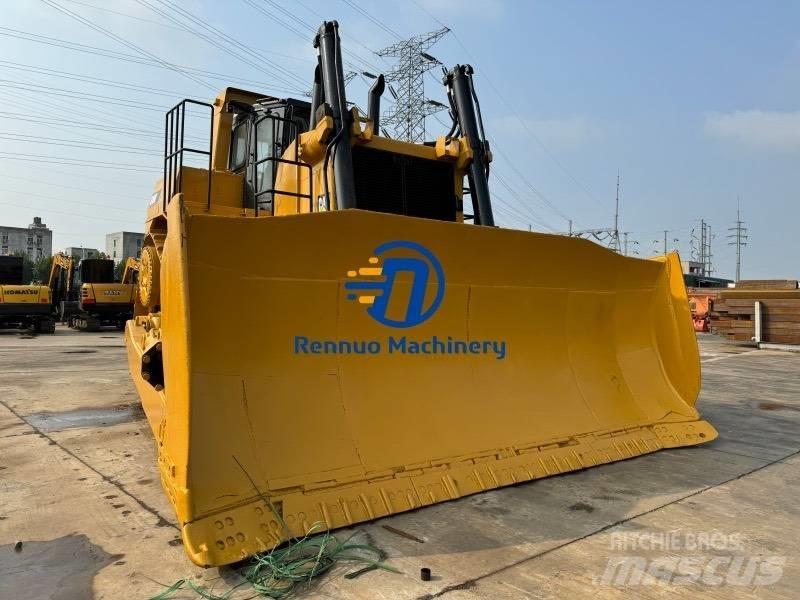 CAT D 10 R Pásové dozery