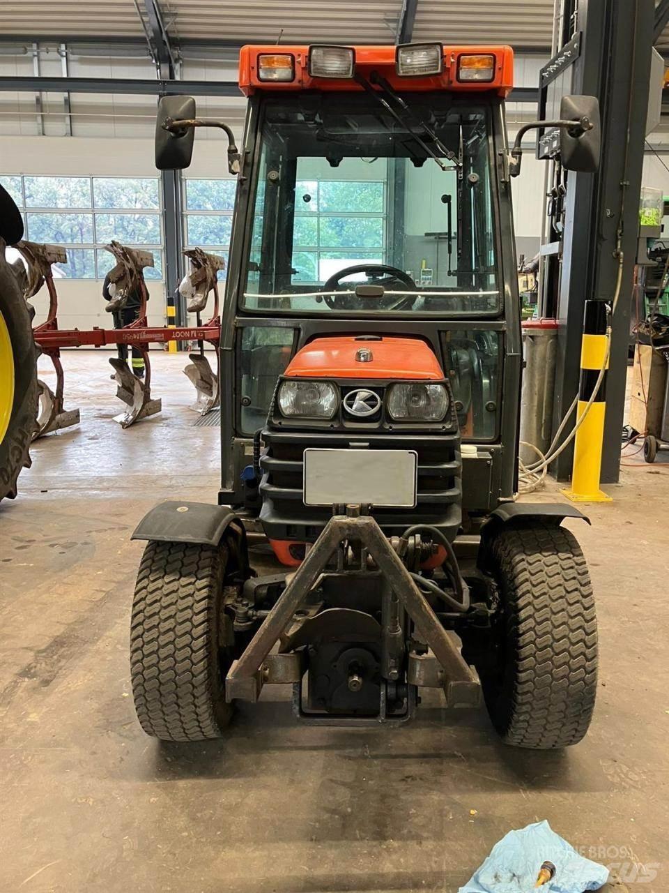 Kubota B2110 Kompaktní traktory