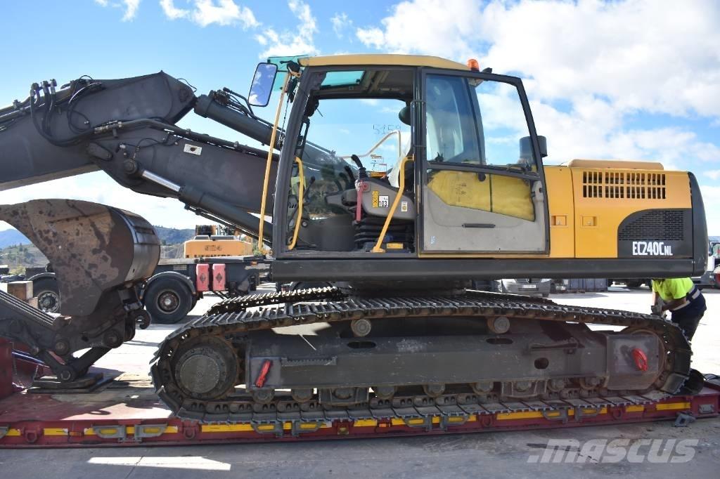 Volvo EC 240 C N L Pásová rýpadla