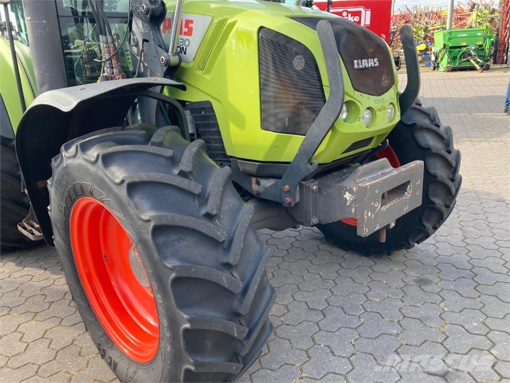 CLAAS Arion 430 Traktory