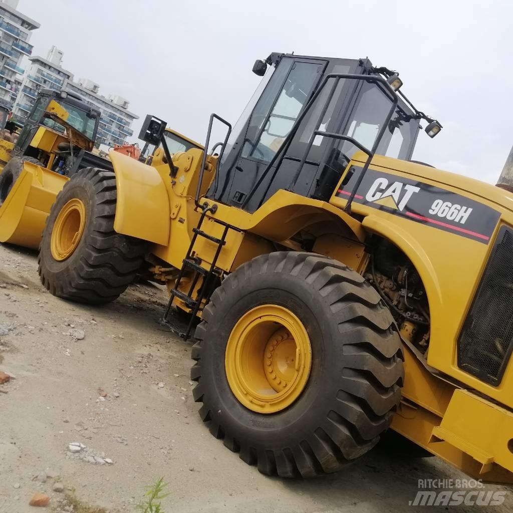 CAT 966 H Kolové nakladače
