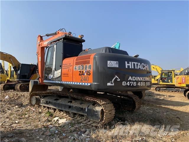 Hitachi ZX240 Pásová rýpadla