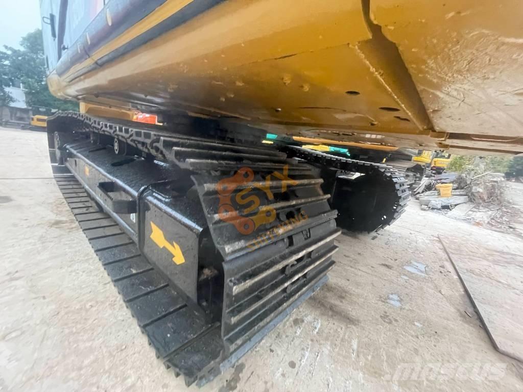 CAT CAT320 D2 Pásová rýpadla