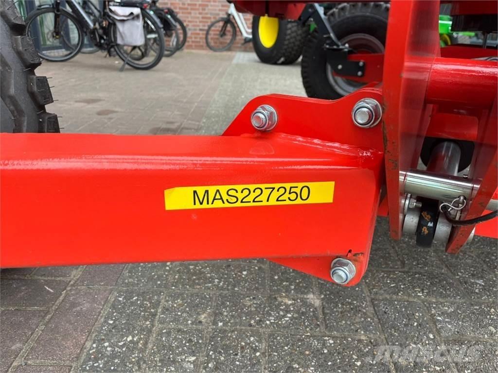 Kuhn RW1410C Ovíječky