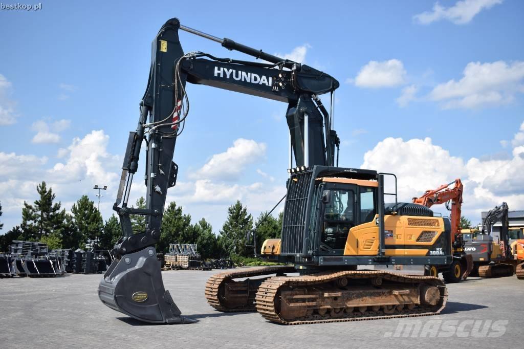 Hyundai HX 300 AL Pásová rýpadla