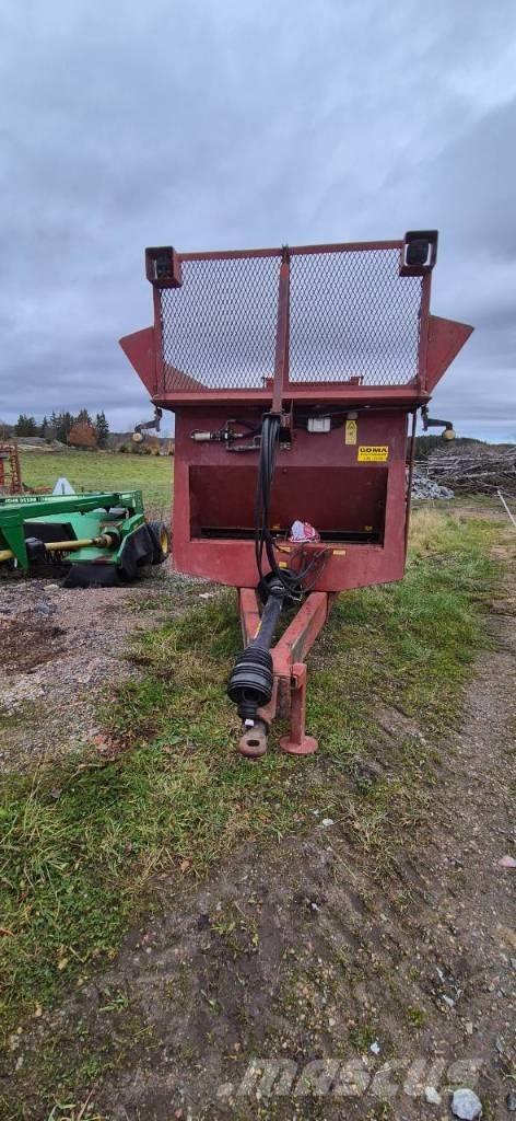 Samson 12-16 Rozmetadla chlévské mrvy