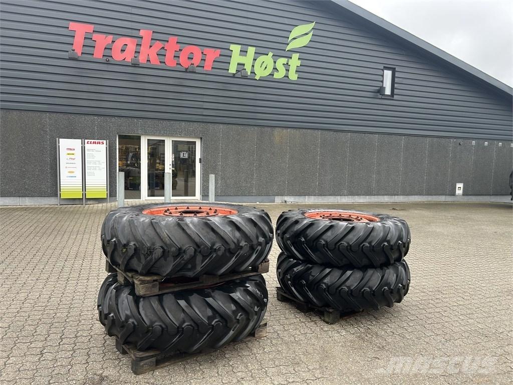Goodyear 16,9-30 Pneumatiky, kola a ráfky