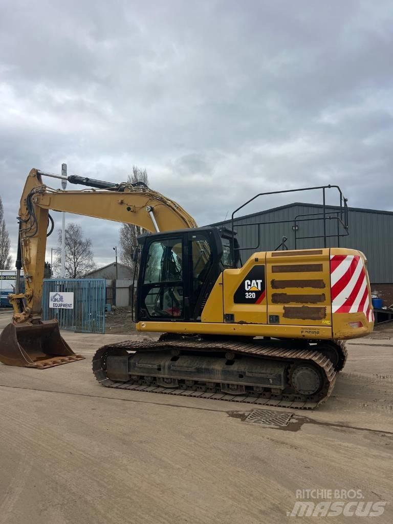 CAT 320 Pásová rýpadla