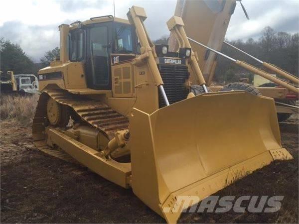 CAT D 6 R Pásové dozery