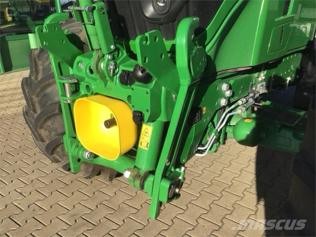 John Deere 6R 155 Traktory