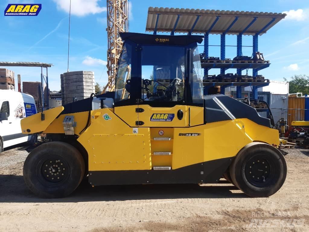 Bomag BW 28 RH Pneumatikové válce