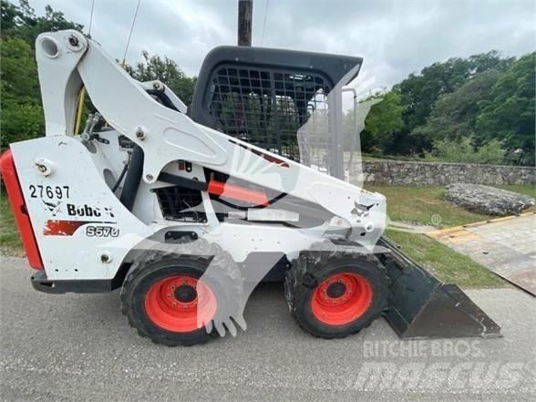 Bobcat S570 Smykem řízené nakladače