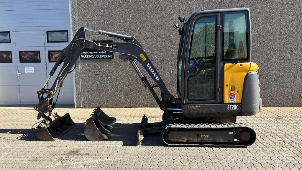 Volvo EC 20 C Mini rýpadla < 7t