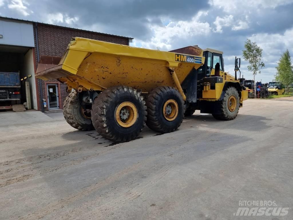 Komatsu HM 400 6x6 Kloubové dempry