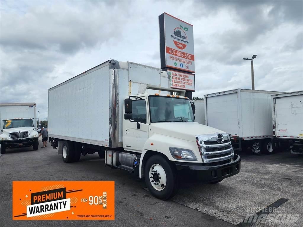 Hino 338 Skříňová nástavba