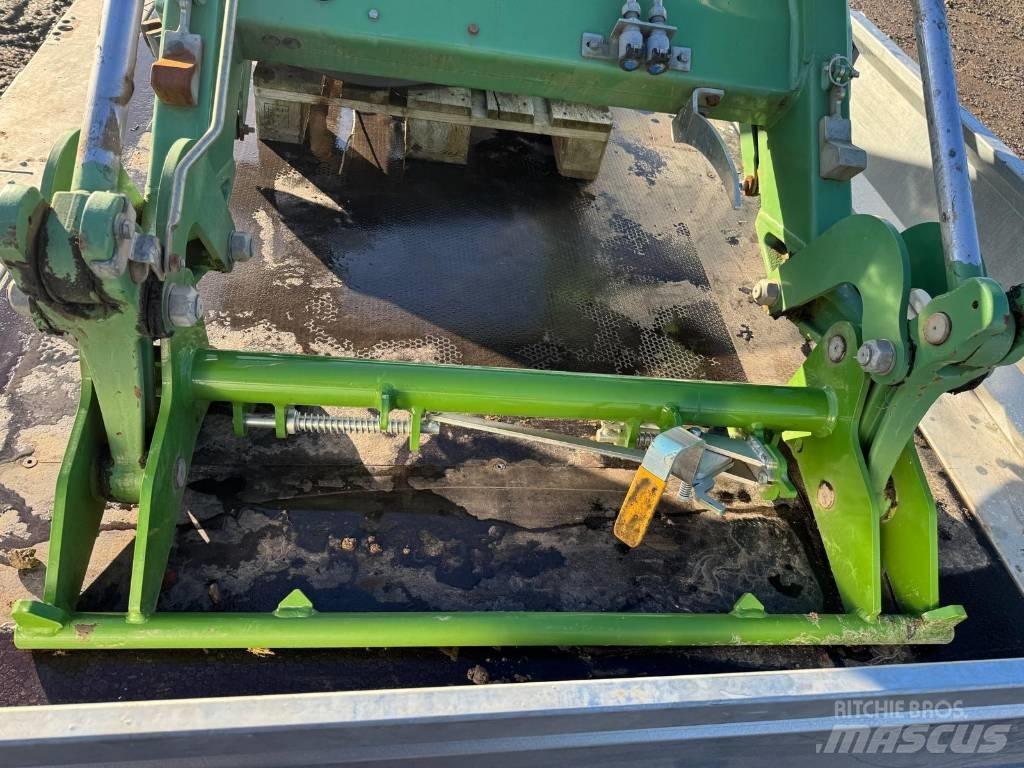 Fendt CARGO 4X80 Čelní nakladače a rypadla