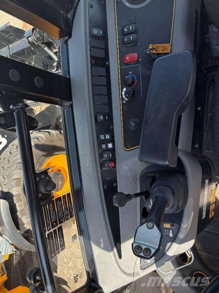 JCB 407 Kolové nakladače