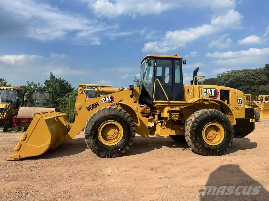 CAT 966 H Kolové nakladače