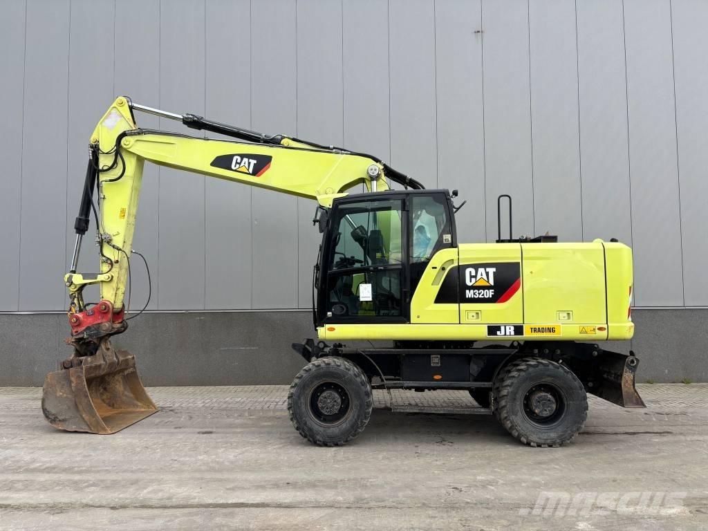 CAT M 320 F Kolová rýpadla