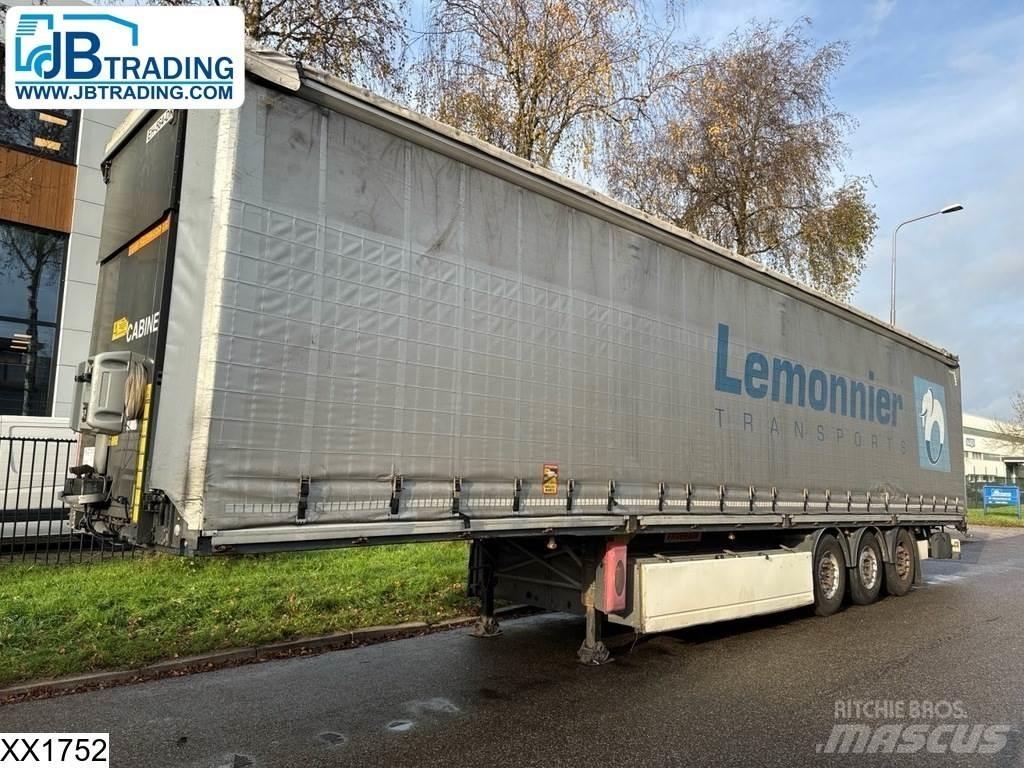 Fruehauf Tautliner Plachtové návěsy