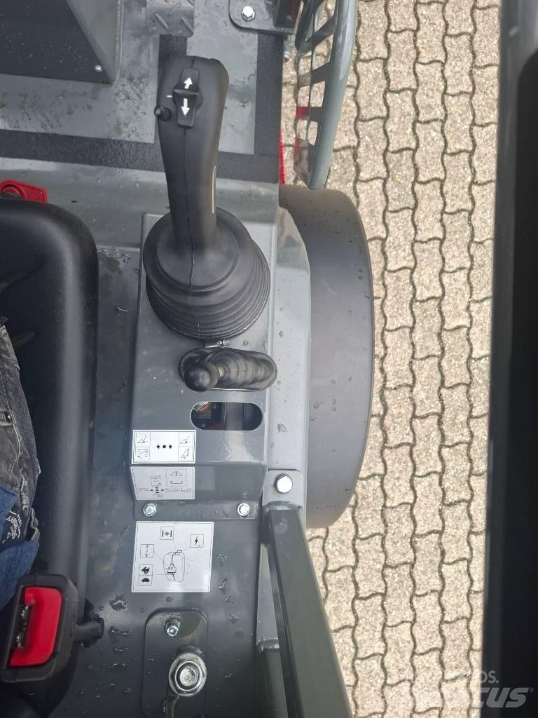 Weidemann 1280 Mininakladače