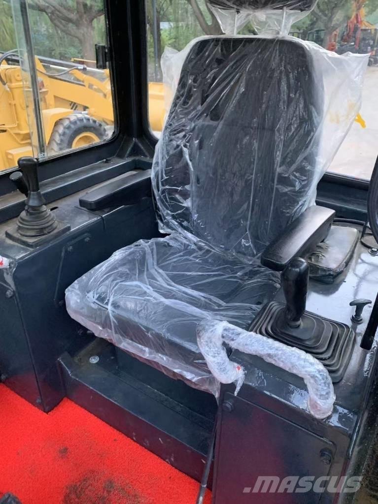 CAT D 5 K Pásové dozery