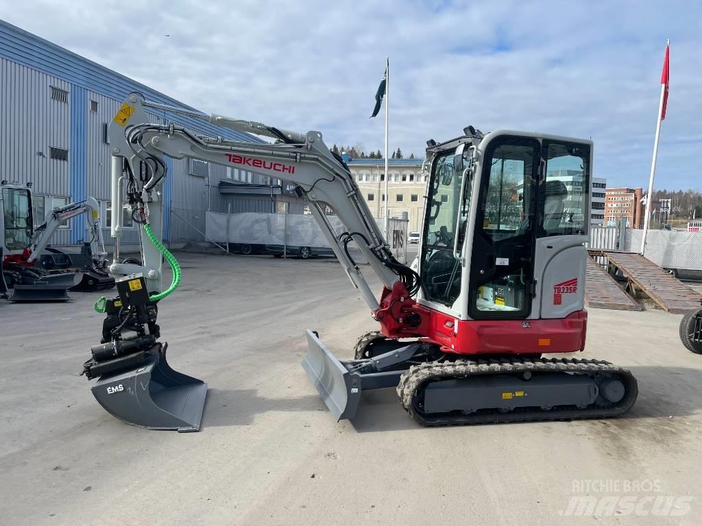 Takeuchi TB 335 R Mini rýpadla < 7t