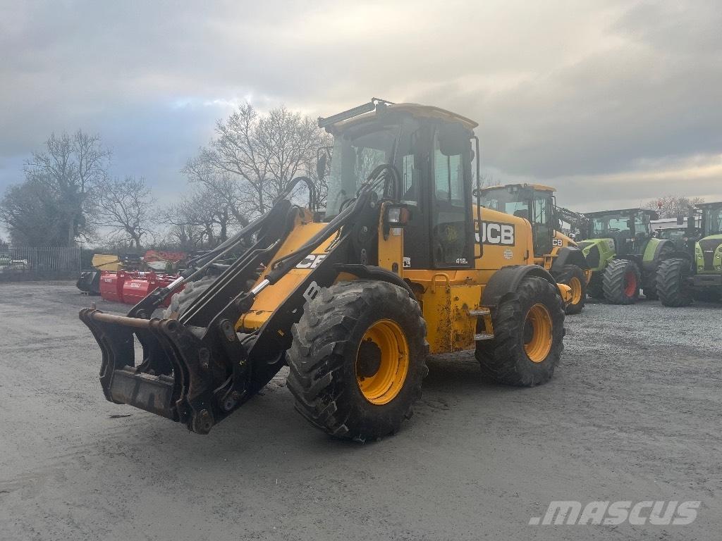 JCB 412 S Agri Kolové nakladače