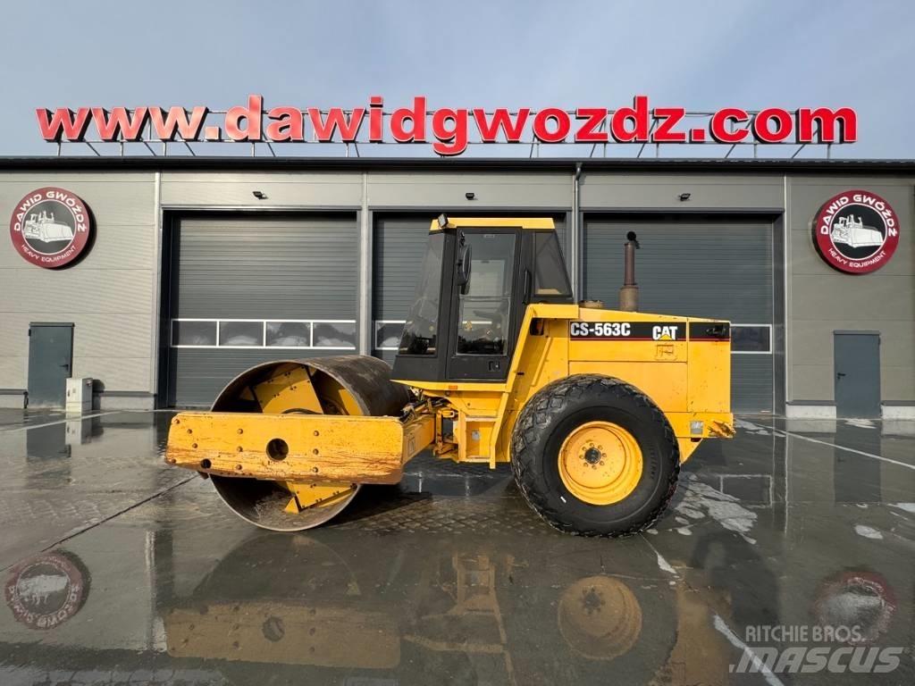 CAT CS 563 C Tahačové válce