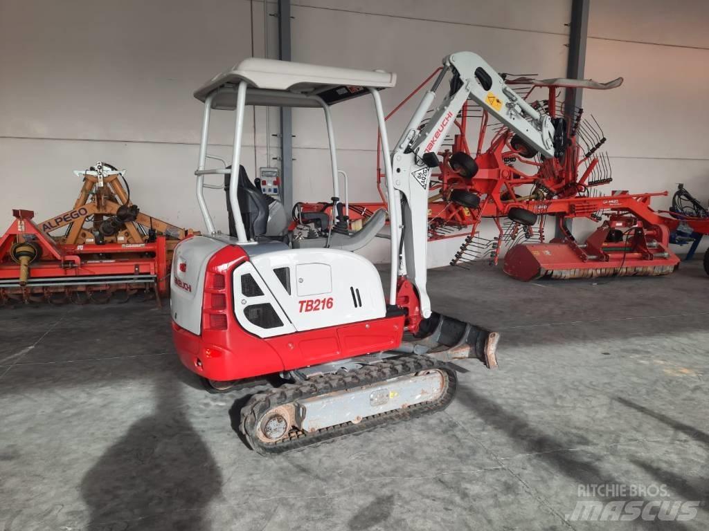 Takeuchi TB216 Mini rýpadla < 7t